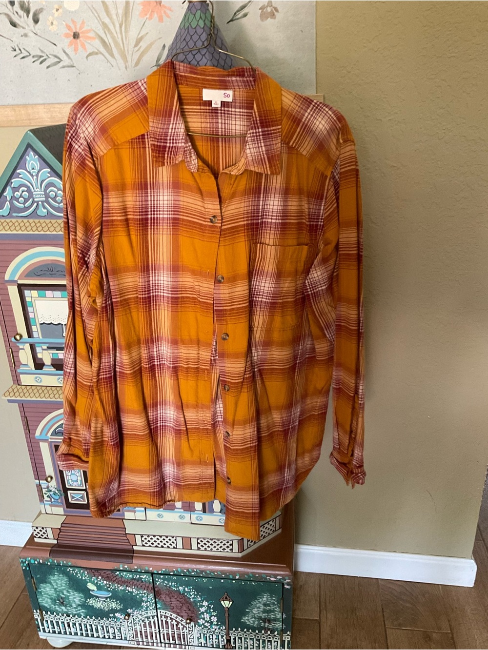 SO Plaid Button-Up Shirt in Mustard & Rust
